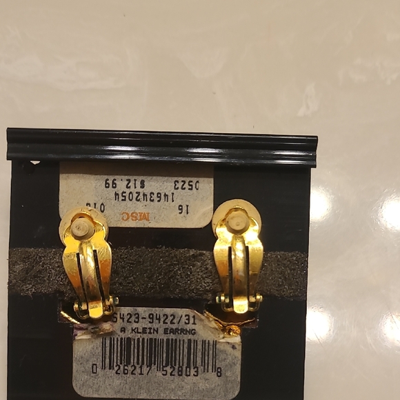 Anne Klein Gold Lion Motif Clip Earrings - Picture 4 of 4